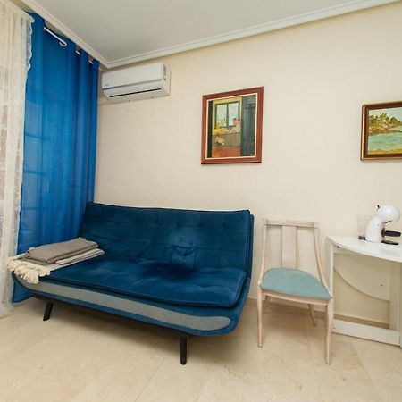 Студия На Белоснежном Пляже Los Locos Torrevieja Exterior photo
